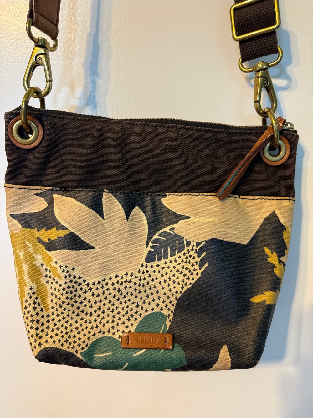 Fossil Floral Canvas Crossbody in Black, Beige & Teal